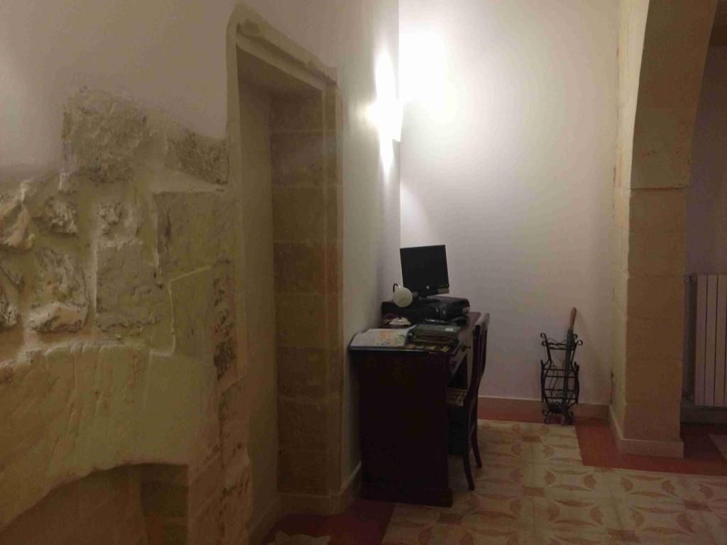 ليتشي Casa Vacanze B&B Regina Maria المظهر الخارجي الصورة