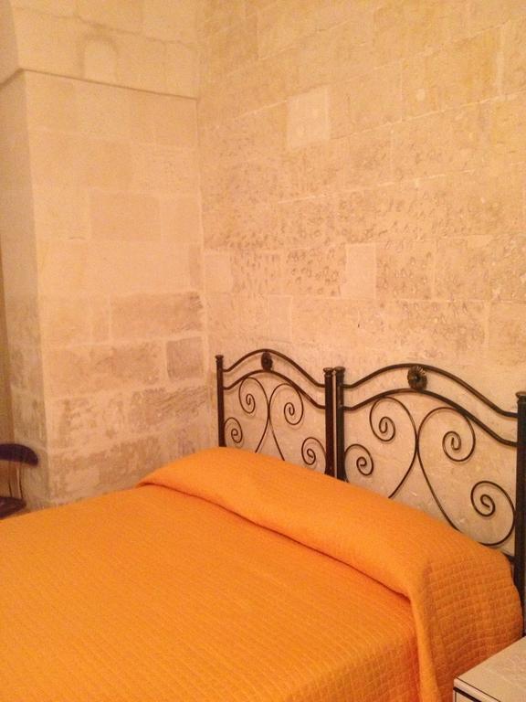 ليتشي Casa Vacanze B&B Regina Maria الغرفة الصورة